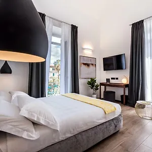 ** Gasthuis By The First - Luxury Rooms&suites Italië